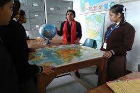 Adarsh Gyan Sarovar Balika Vidyalaya Gallery 9