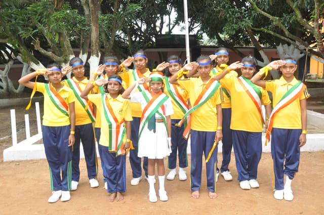 Cambridge School Gallery 5