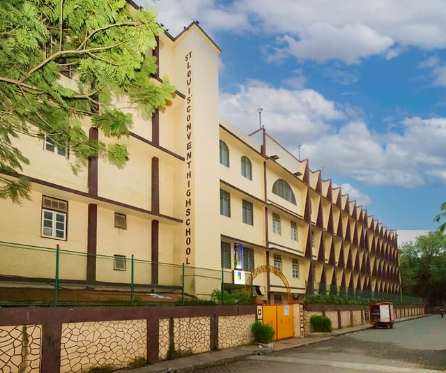 St. Louis Convent High School Gallery 1