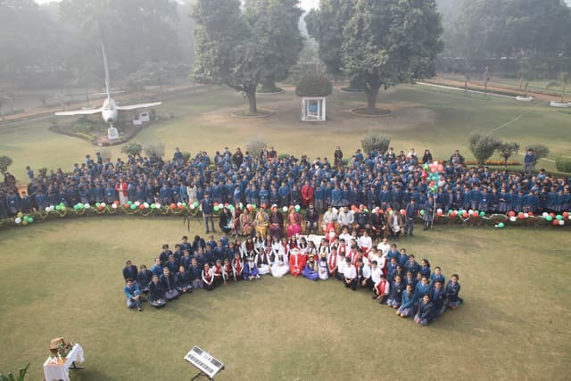 Modern School Gallery 37