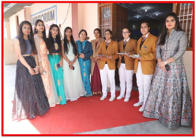 Hindu Vidyapeeth Gallery 17