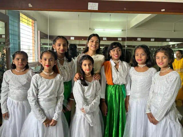 Sona 'I' English Medium High School And Science Junior College Gallery 4