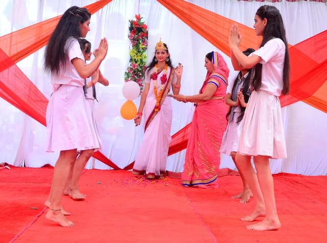 Holy Child Model Sec. School Gallery 9