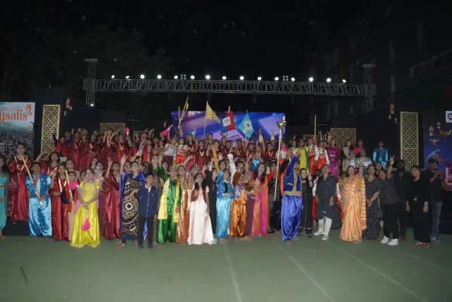 Crimson Anisha Global School Gallery 15