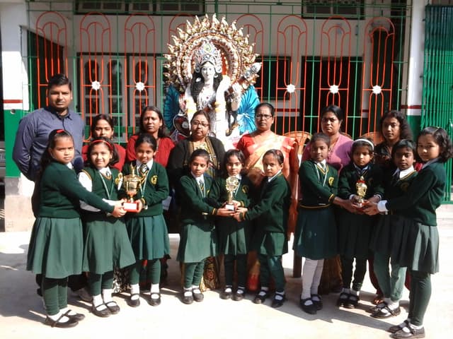 Little Flowers English School Gallery 13