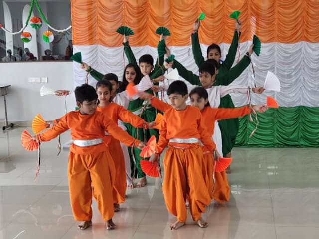 Delhi World Public School Gallery 9