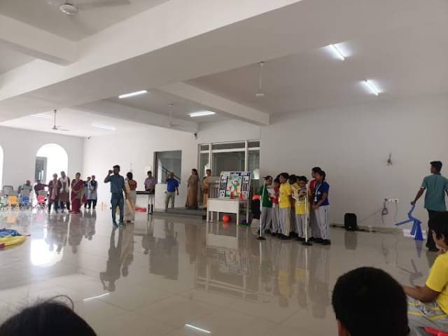 Delhi World Public School Gallery 1