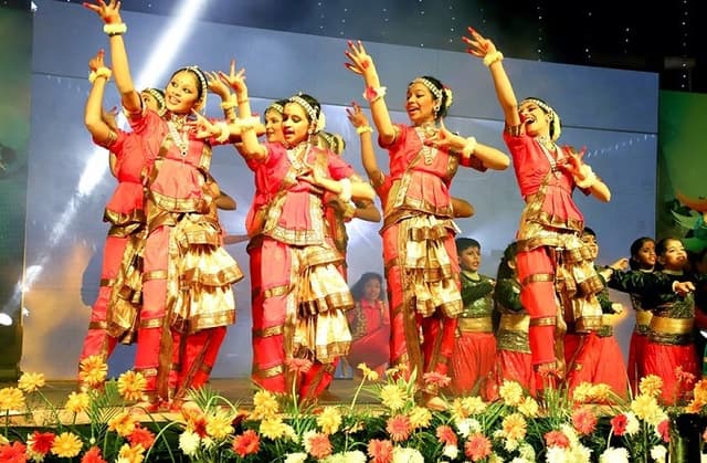 Mount Olympus School (MOS) Gallery 8