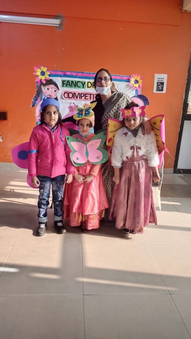 Kanossa Convent School Gallery 5