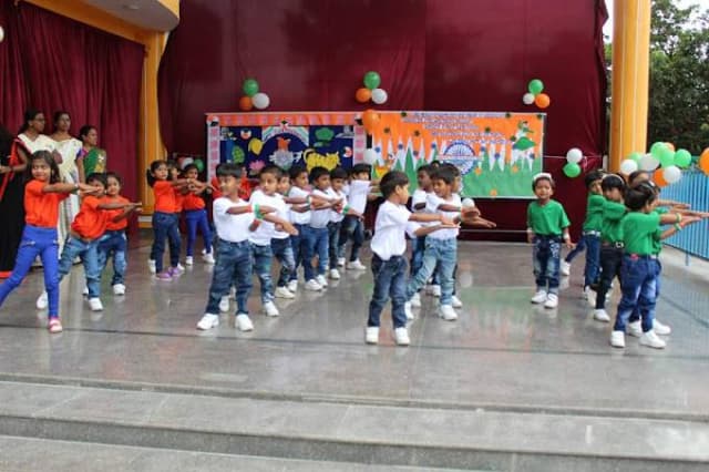 Sacred Heart Chinese School Gallery 3