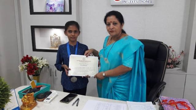 Oxford English High School Gallery 1