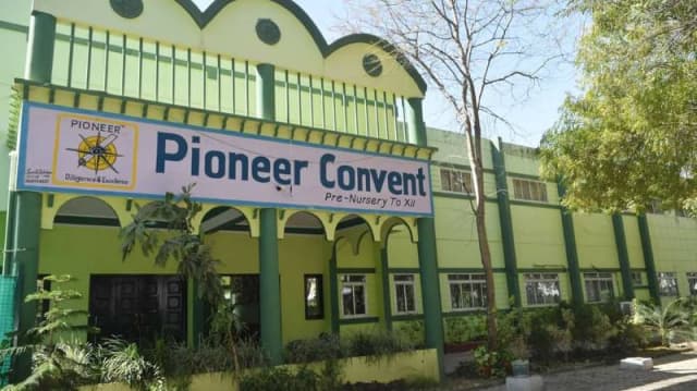 Pioneer Convent School Gallery 11