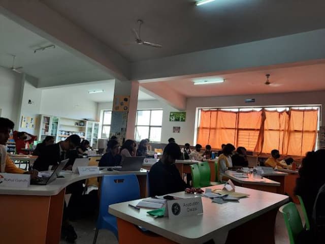 PSBB Learning Leadership Academy Gallery 6