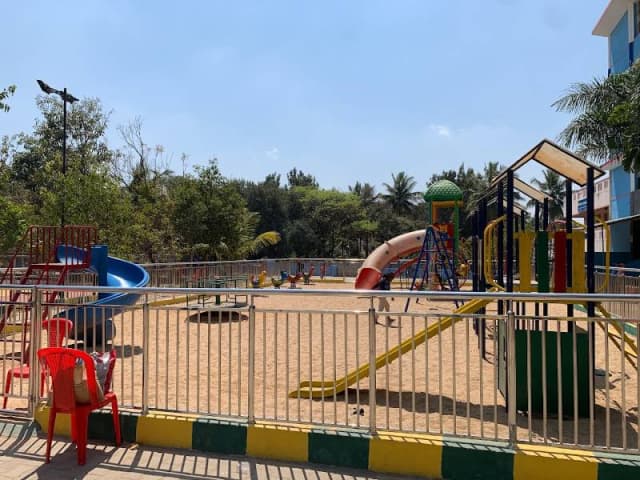 Holy Cross School Gallery 1