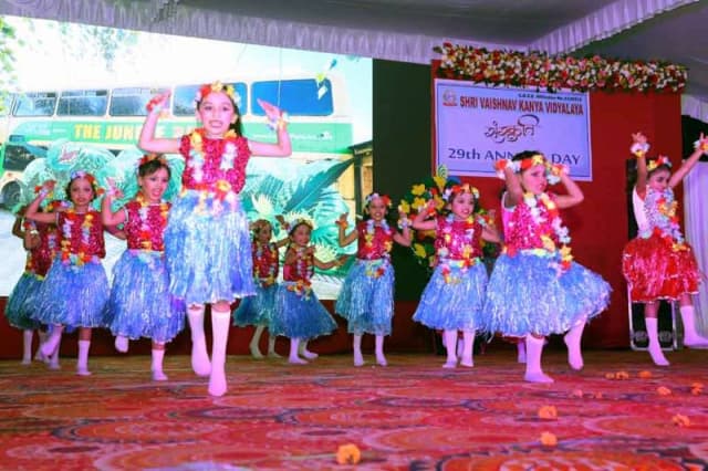 Shri Vaishnav Kanya Vidyalaya Gallery 6