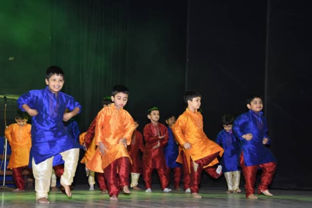 Julien Day School Gallery 1