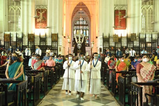 Julien Day School Gallery 2