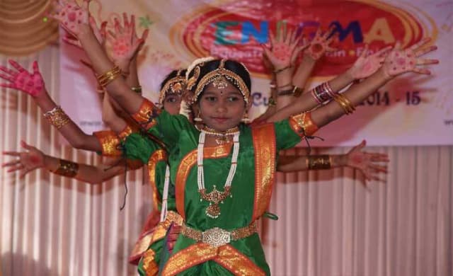 Glitzy Public School Gallery 3