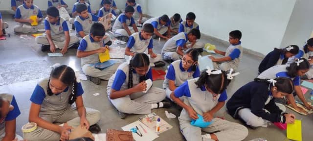 St. Flowers English School Gallery 7