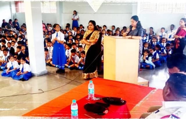 St. Flowers English School Gallery 6