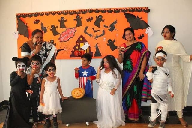 Viva The School Gallery 1