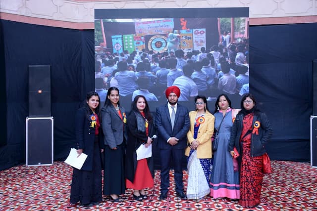 Shiv Modern Sr. Sec. School Gallery 5