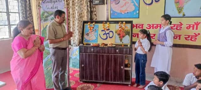 Shri Sanatan Dharam Saraswati Bal Mandir Sr Sec School Gallery 3