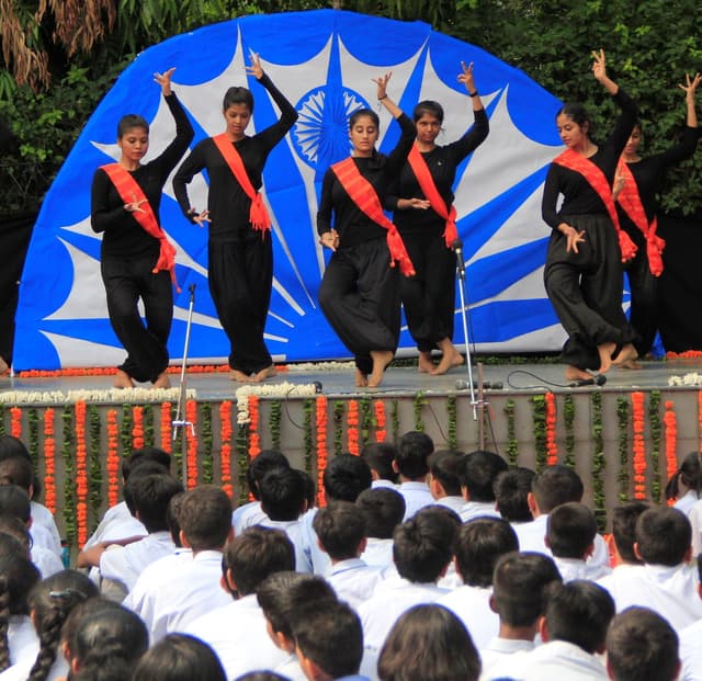 Summer Fields School Gallery 59