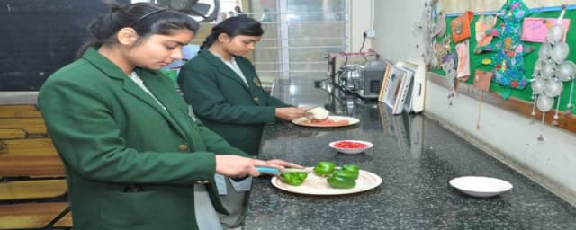 Universal Public School Gallery 2