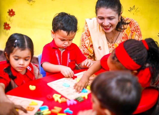 Radcliffe School Gallery