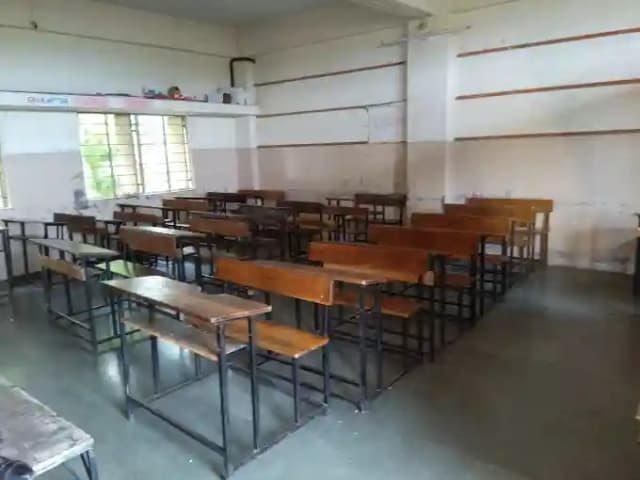 New English School And Junior College Gallery