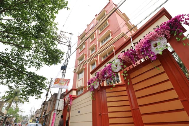 New Vista Academy Gallery