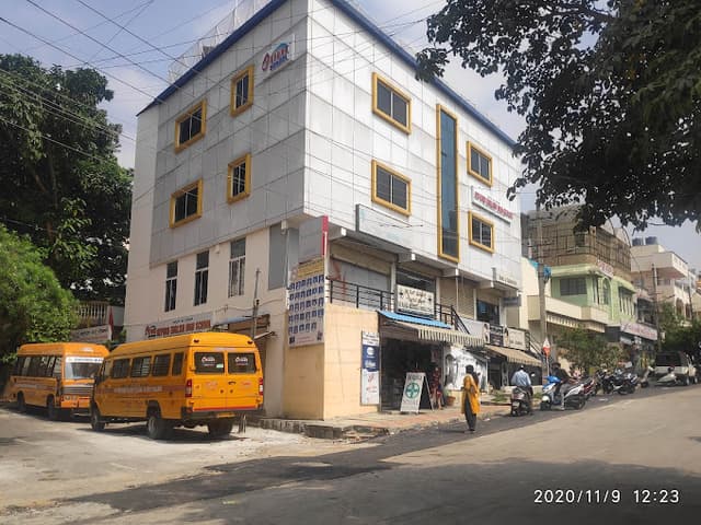 Oxford English High School Gallery