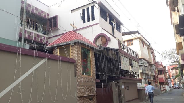 K.E. Carmel School Gallery