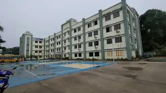 Narayana School Gallery