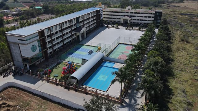 New Oxford school Gallery