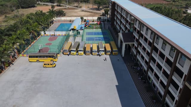 New Oxford school Gallery