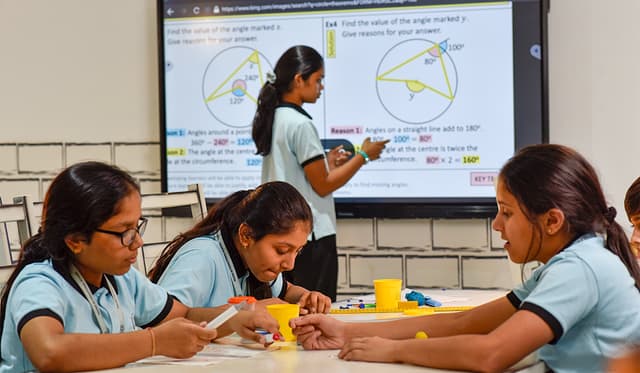 Shri Vaishnav Kanya Vidyalaya Gallery