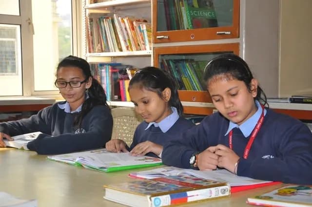 East Point School Gallery