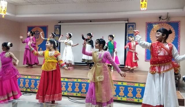 Mayoor School Gallery