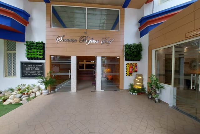 Summer Fields School Gallery