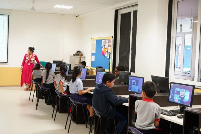 The Kalyani School Gallery