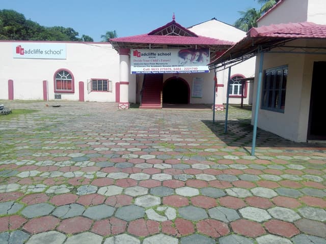 Radcliffe School Gallery