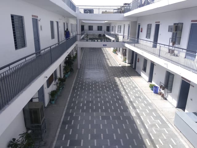 Sanatan Dharam Public School Gallery