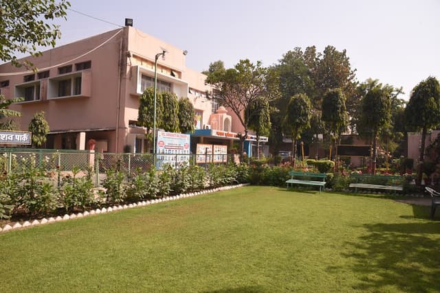 Mahashay Chuni Lal Saraswati Bal Mandir Sr Sec School Gallery