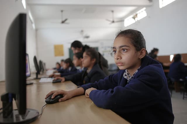 Amatir Kanya Gurukul Gallery