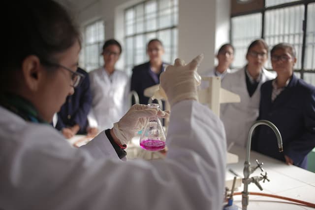 Amatir Kanya Gurukul Gallery