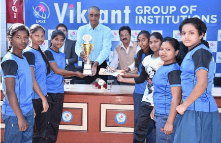 Sideras International School Gallery