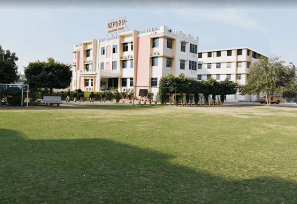 Oxford International Academy Gallery