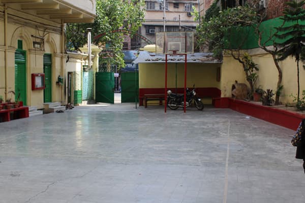 Loreto Day School Bow Bazar Gallery